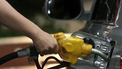 中油17日起汽柴油各降1角 95無鉛汽油每公升30.7元