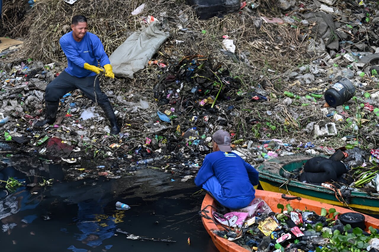 Philippines deploys river rangers in battle against plastic