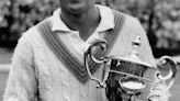 Vic Seixas, a Wimbledon champion and tennis Hall of Famer, dies at 100