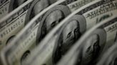 Dólar avanza a la espera de datos en EEUU - La Tercera