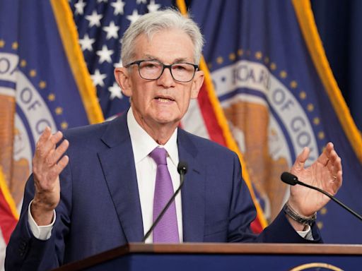 Federal Reserve minutes indicate worries over lack of progress on inflation