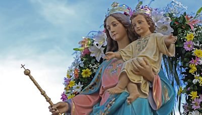 La Nación / María Auxiliadora congrega a sus fieles para una nueva fiesta
