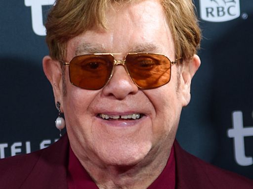 Elton John reveals what he wants his tombstone to say