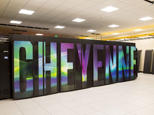 Iconic "5.34 PFLOPs" Cheyenne Supercomputer Gets Listed On Government Auction, Currently Bidding At $10,000