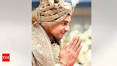 Grooms go for minimal and customised bands - Times of India