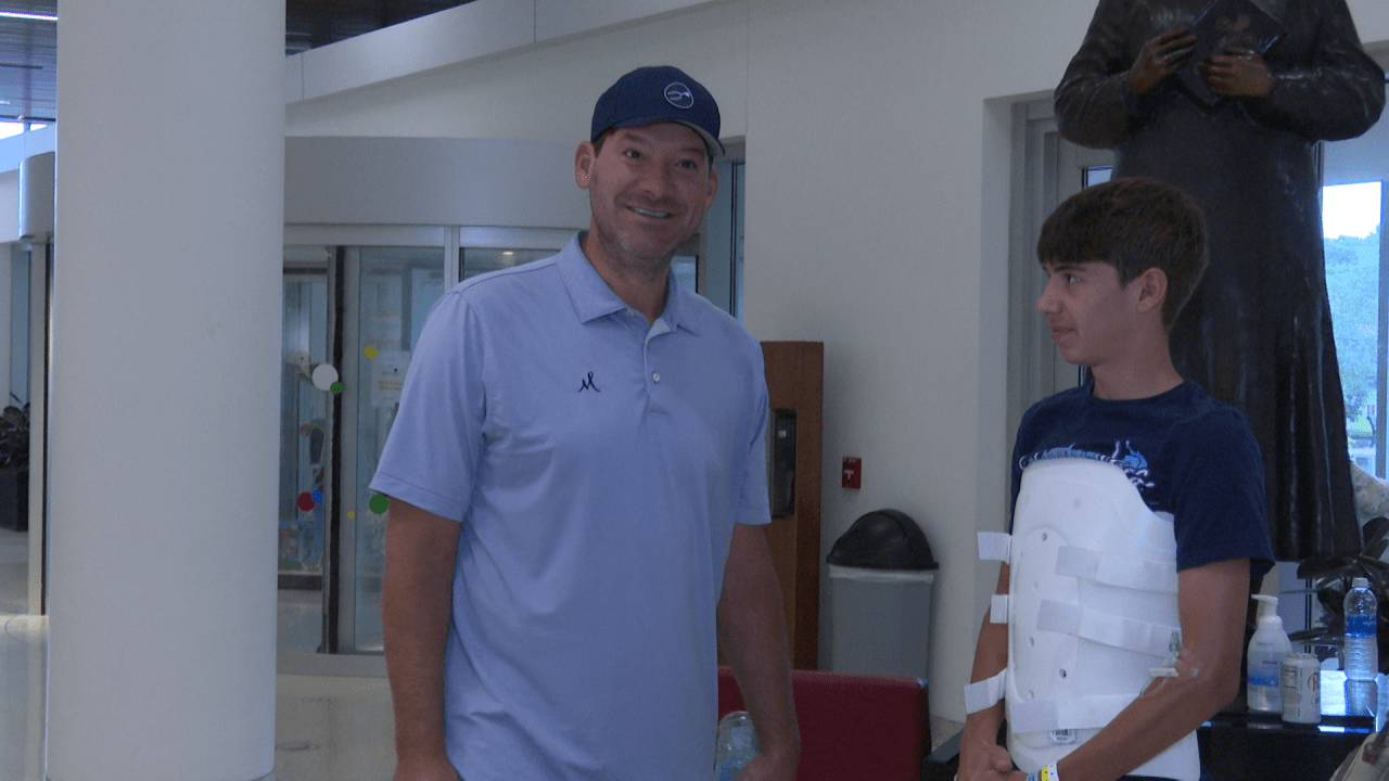 Former NFL Quarterback Tony Romo visits OSF Children’s Hospital in Peoria prior to golf Pro-Am