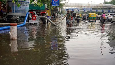 Delhi News Live Updates: Day after waterlogging, traffic chaos, light rain expected in city today