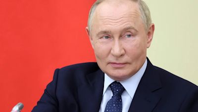 Vladimir Putin firmó una nueva ley para incluir en su “lista negra” a organismos con participación estatal extranjera