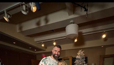 Jason Kelce, Philadelphia Eagles to feature this rock icon on third holiday music album