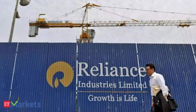 RIL, M&M contribute nearly 3,000 points to the 10K rally of Sensex