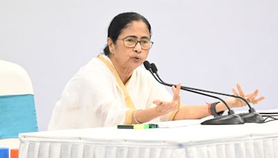 ‘Prices to come down within ten days’: West Bengal CM Mamata Banerjee asks police and EB to raid markets