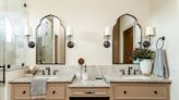 10 Ideas for Bathroom Vanity Lighting and Mirror Arrangements (10 photos)