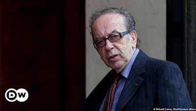 Morre escritor albanês Ismail Kadaré, aos 88 anos – DW – 01/07/2024