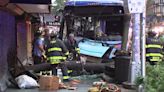 4 injured after accident involving MTA bus, cab on Upper East Side