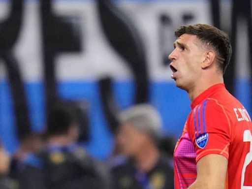 Copa America: Emiliano Martinez Turns 'Hero' Again as Argentina Beat Ecuador in Penalty Shoot-out - News18