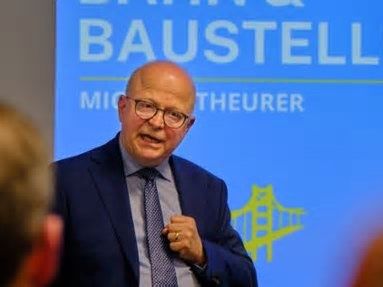Streit um die Kappung der Gäubahn Theurer attackiert IG-Gäubahn Vorstand Guido Wolf