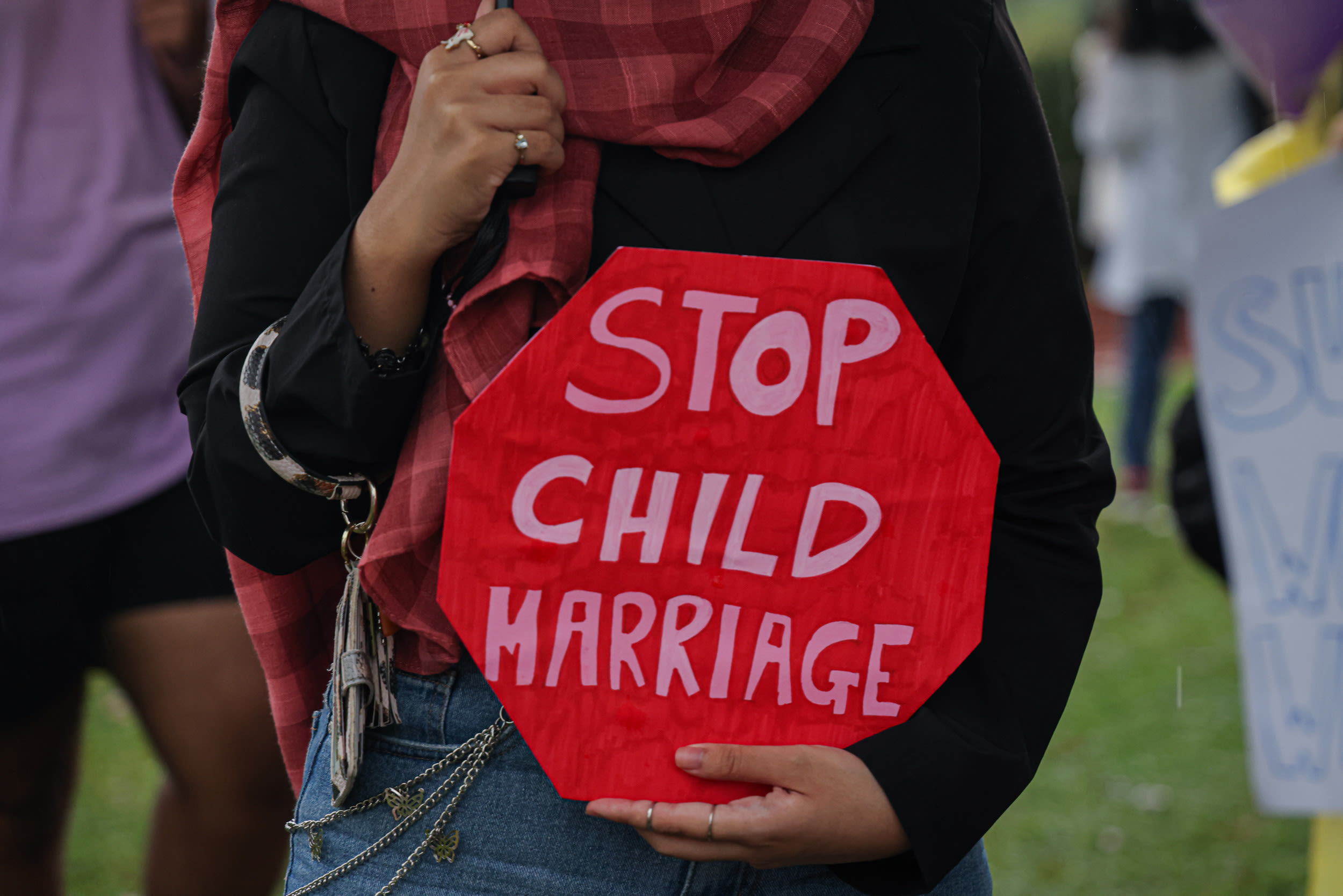 Celebrity calls out California Democrat for blocking child marriage bill