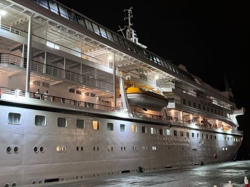 'Ecstatic' cruise ship passengers finally depart Belfast after four months