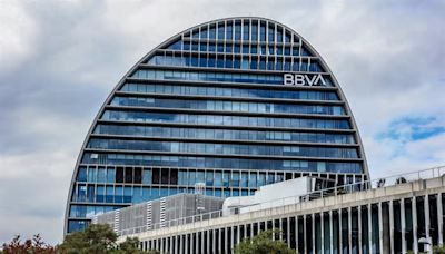Corporate y M&A.- (AMP) BBVA propone un canje de 1 acción nueva por cada 4,83 acciones de Sabadell, que supone una prima de 30%