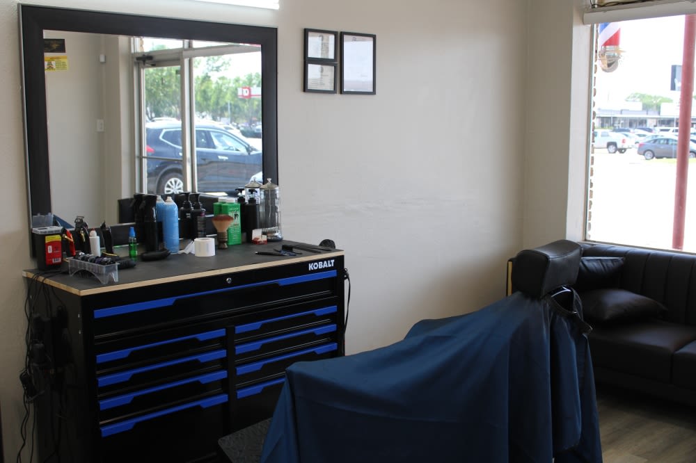 Punta Cana Barber Shop offers haircuts in Richardson