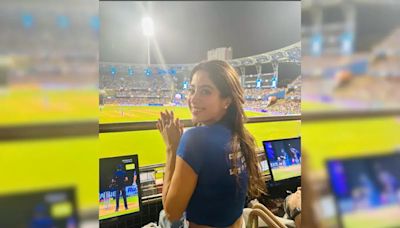 Mr & Mrs Mahi: Never A Dull Day At Work For Janhvi Kapoor. See Pics From IPL Match