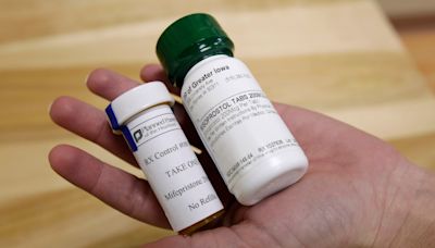 Louisiana aprueba una medida que designa las píldoras abortivas como sustancia peligrosa controlada - La Opinión