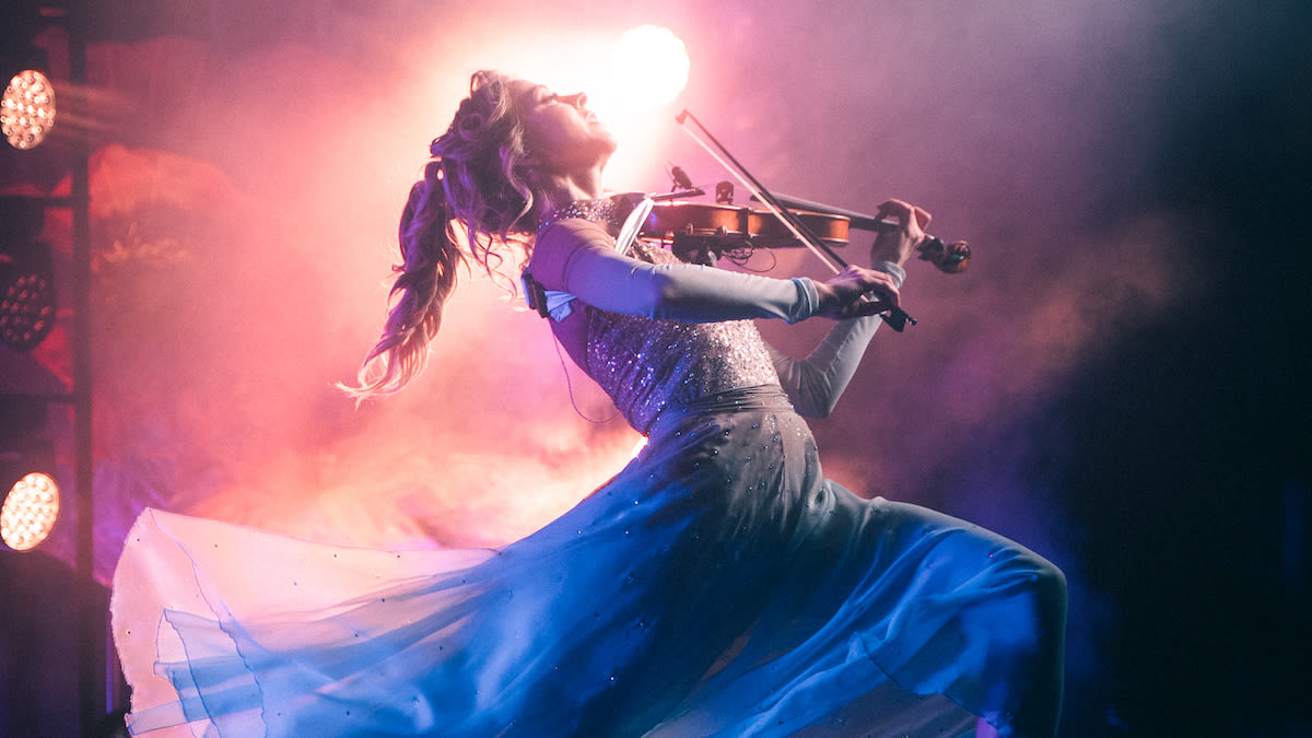 Lindsey Stirling Announces 2024 Snow Waltz Christmas Tour: How to Get Tickets