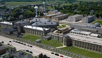 Inmate hangs himself at Waupun Correctional Institution, mayor says; 5th death since lockdown