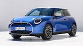 2025 Mini Cooper EV Debuts With 250-Mile Range, Go-Kart Mode, Circular Screen