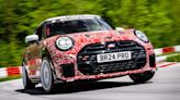 Mini Cooper JCW尚未發表就先參賽 紐柏林24小時耐久賽現身