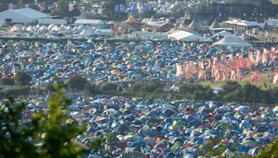 Glastonbury Festival heat stroke alert as experts name key warning signs to look out for