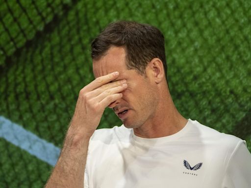 WATCH: Andy Murray shows terrifying signs of back surgery