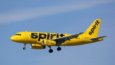 Terrified Spirit Airlines passengers brace for emergency water landing on flight from Jamaica to Florida