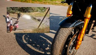 Joven perdió el control de su moto y cayó por un barranco: mujer que los acompañaba murió