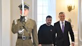 Zelenski y Tusk anuncian que una legión de voluntarios será formada en Polonia