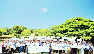 萬海航運攜手國家公園署植樹高雄都會綠意公園