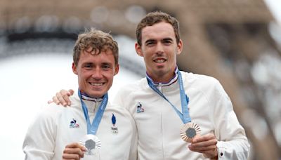 JO de Paris 2024 : Valentin Madouas en argent et Christophe Laporte en bronze en cyclisme