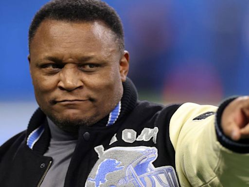 Pro Football Hall of Famer Barry Sanders reveals heart-related health scare