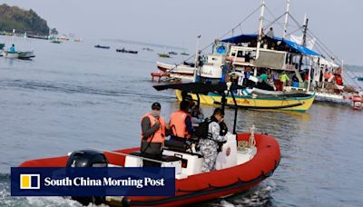 Philippine convoy unfazed by China blockade, sails towards disputed shoal