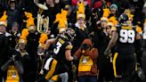 DeJean's big plays help Iowa top Wisconsin 24-10