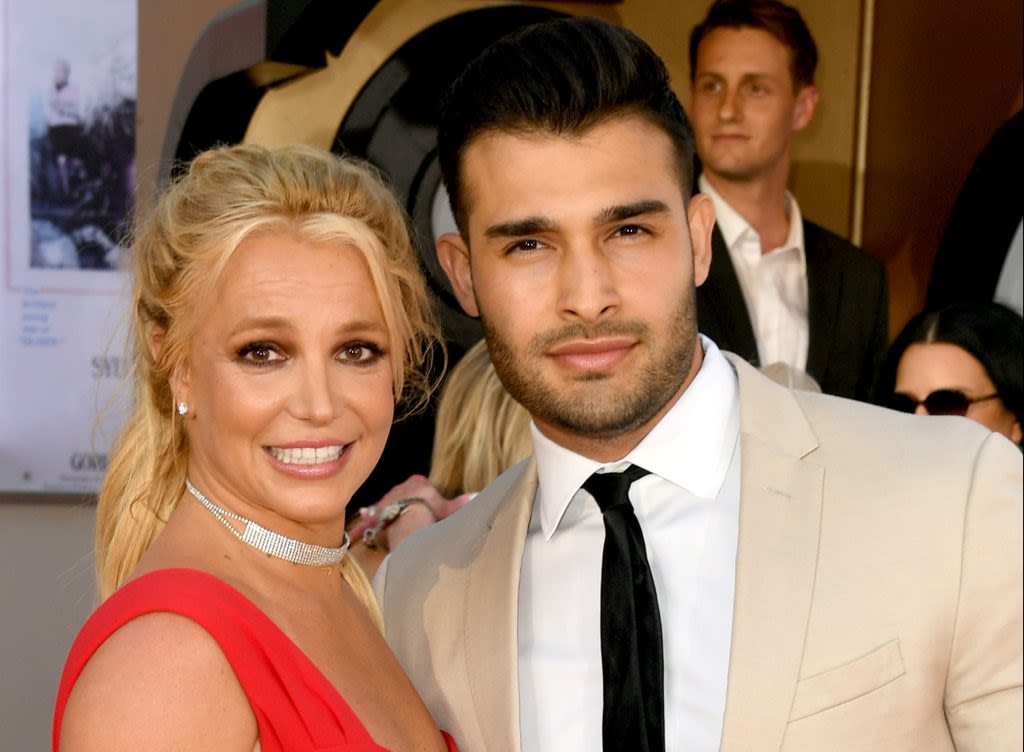 Britney Spears, Sam Asghari settle divorce