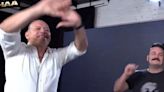 El sorprendente baile de Sergio Berni en un canal de streaming al ritmo de una icónica canción de los años 80