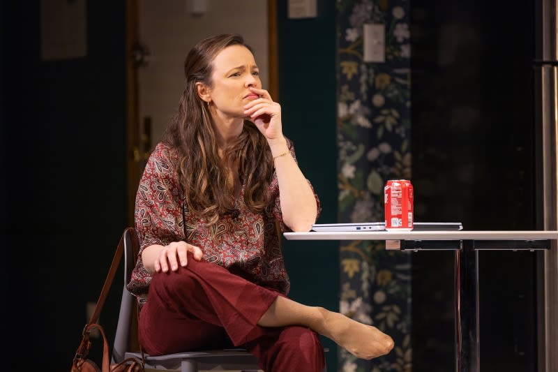 Review: Rachel McAdams paints a somber picture of motherhood in ‘Mary Jane’ on Broadway