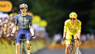 Jonas Vingegaard outsprints Tadej Pogačar to claim victory on stage 11 of the Tour de France