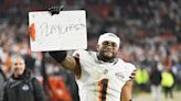 Oller: Cleveland fans get day 'off' to sing praises of their playoff-bound Browns