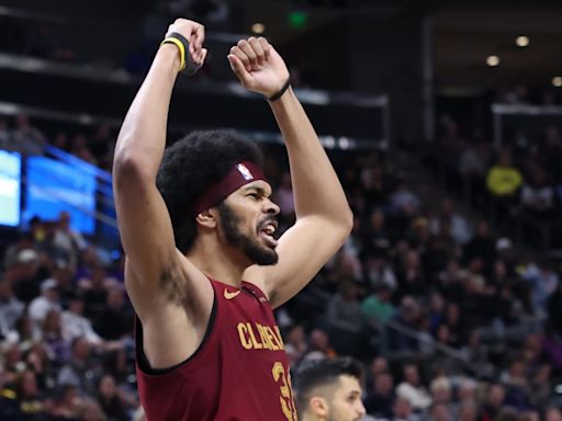 Jarrett Allen Gave Glowing Review Of Kenny Atkinson Before He Became Cavs Head Coach