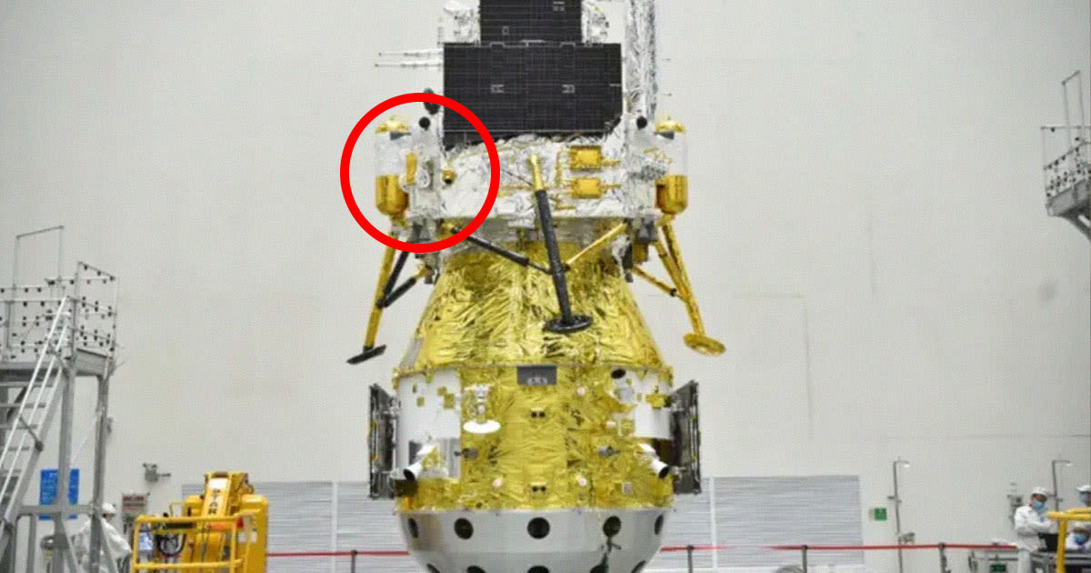 Chinese Moon Lander Appears to Be Carrying Secret Lunar Rover