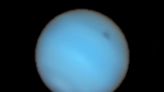 Espacio: la misteriosa mancha oscura que detectaron por primera vez en Neptuno