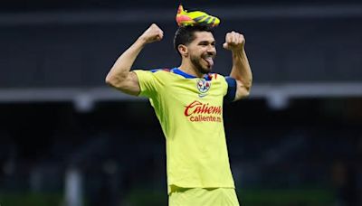 Henry Martín hace emotivo homenaje a Salvador Cabañas en pleno partido; empató récord de la leyenda