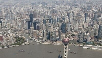 Rich Chinese spend millions on Shanghai's luxury property, defying crisis